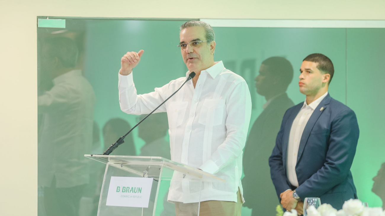 Presidente Abinader: La forma de apoyar a la gente es apostando por el crecimiento de la economía y el empleo NULL