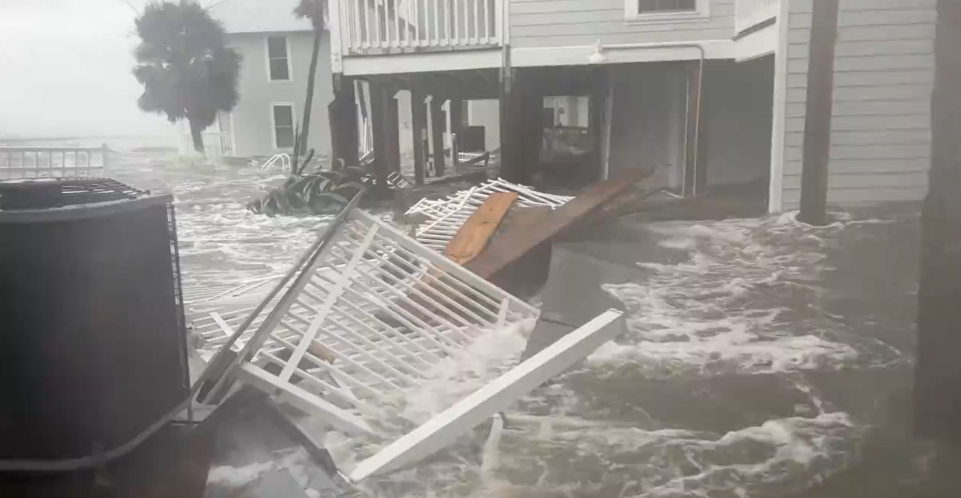 tormenta idalia deja tres muertos, apagones, e inundaciones en eeuu En Florida, Georgia y Carolina del Sur, más de 310.000 hogares estaban sin electricidad en la mañana del jueves, según el portal especializado PowerOutage.us.