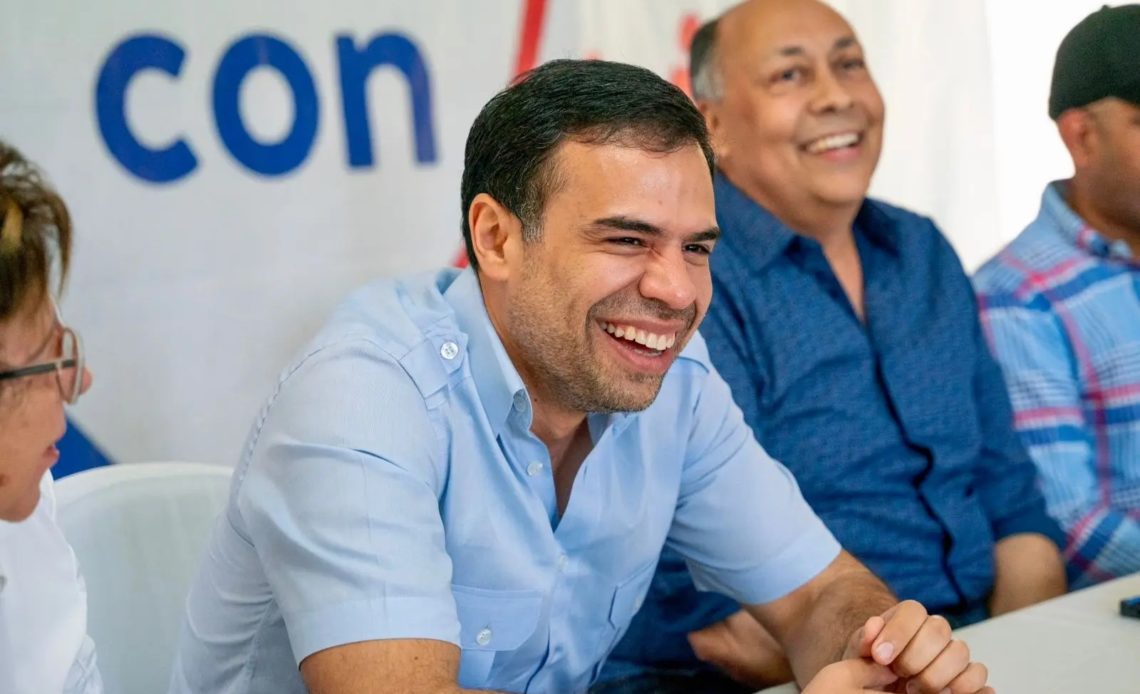 El alto dirigente político aprovechó la ocasión para llamar a toda la dirigencia perremeista a mantener la unidad, que asegura es la única garantía para retener el poder más allá del 2024. El alto dirigente político aprovechó la ocasión para llamar a toda la dirigencia perremeista a mantener la unidad, que asegura es la única garantía para retener el poder más allá del 2024.