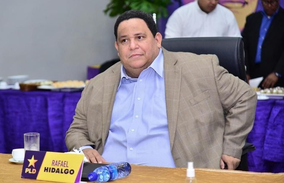 Aseguró que, representa un peligro para la nación, el hecho que una persona de niveles tan alto de retaliación, sectarismo y autoritarismo, como Abel Martínez lleguen a la presidencia de la República.