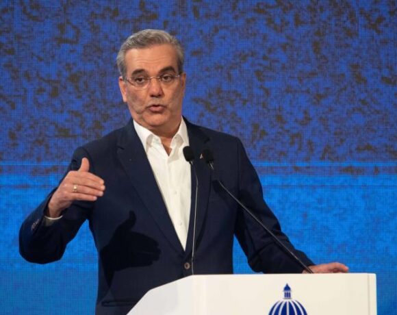 Los funcionarios de órganos autónomos están obligados a tomar licencia para participar como candidatos en las elecciones de 2024