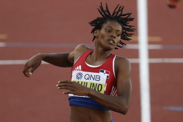 marileidy paulino ‘vuela’ en el 4×400 mixto y chile, colombia y brasil también ganan oros En la carrera el cuarteto quisqueyano hizo una gran prueba desde el inicio con un veloz Suárez que le entregó el bastón a Medina, quien a su vez pasó el suyo a King como líder de carrera.