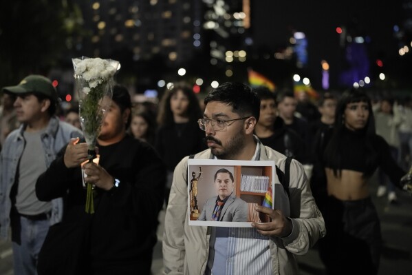 méxico: miles piden justicia tras muerte de líder de la comunidad lgbtq