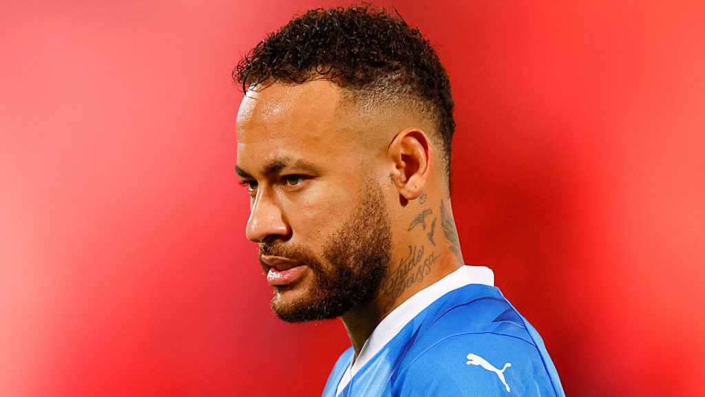 policía brasileña investiga presunto intento de secuestro de la hija y pareja de neymar Sin embargo, los padres de la ‘influencer’, de 50 y 52 años, que sí estaban en el lugar fueron capturados y atados. Se precisa que no resultaron heridos.