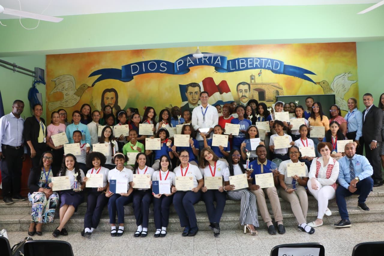 regional 15 de educación reconoce el talento y habilidades de sus estudiantes