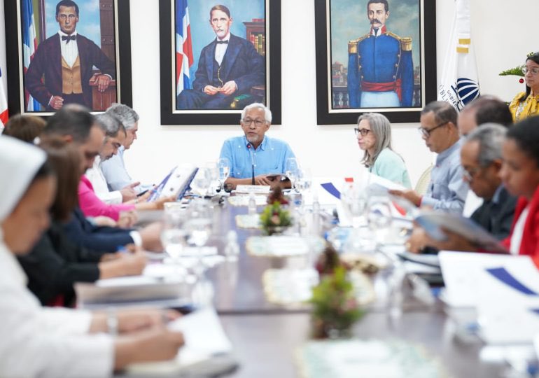 educación convocará a concurso de oposición para técnicos en febrero