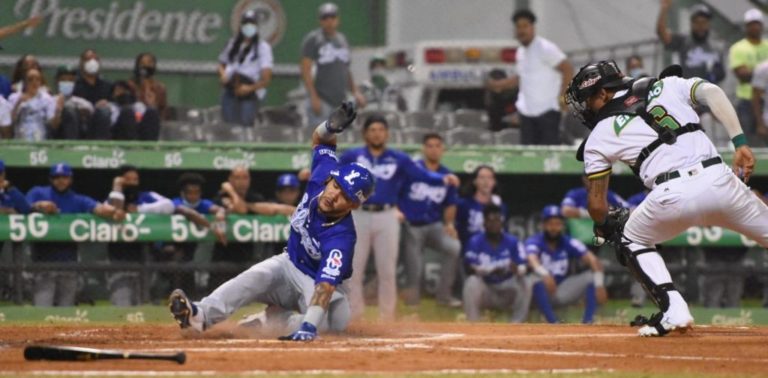 Licey aplasta a Estrellas y consolida segundo lugar