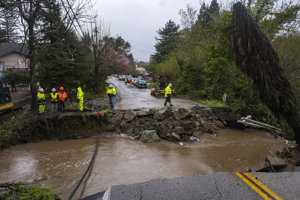 Más de 14 millones de personas siguen en alerta en California por las “lluvias catastróficas”