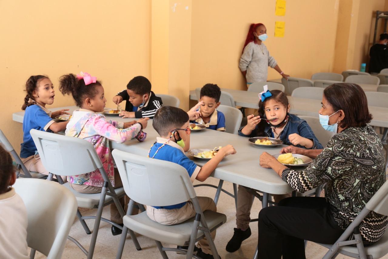 Inabie busca reducir el consumo de azúcar en la alimentación escolar
