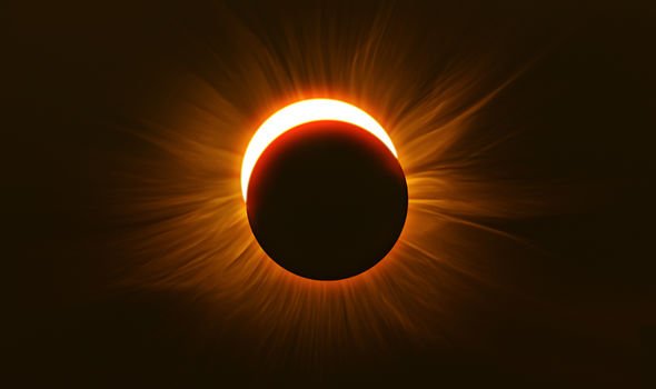 EEUU se prepara para la fiebre del eclipse total del 8 de abril