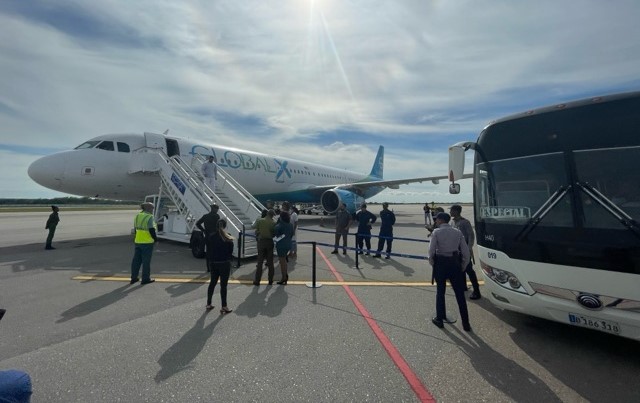 La mitad estadounidenses apoya deportación masiva de migrantes