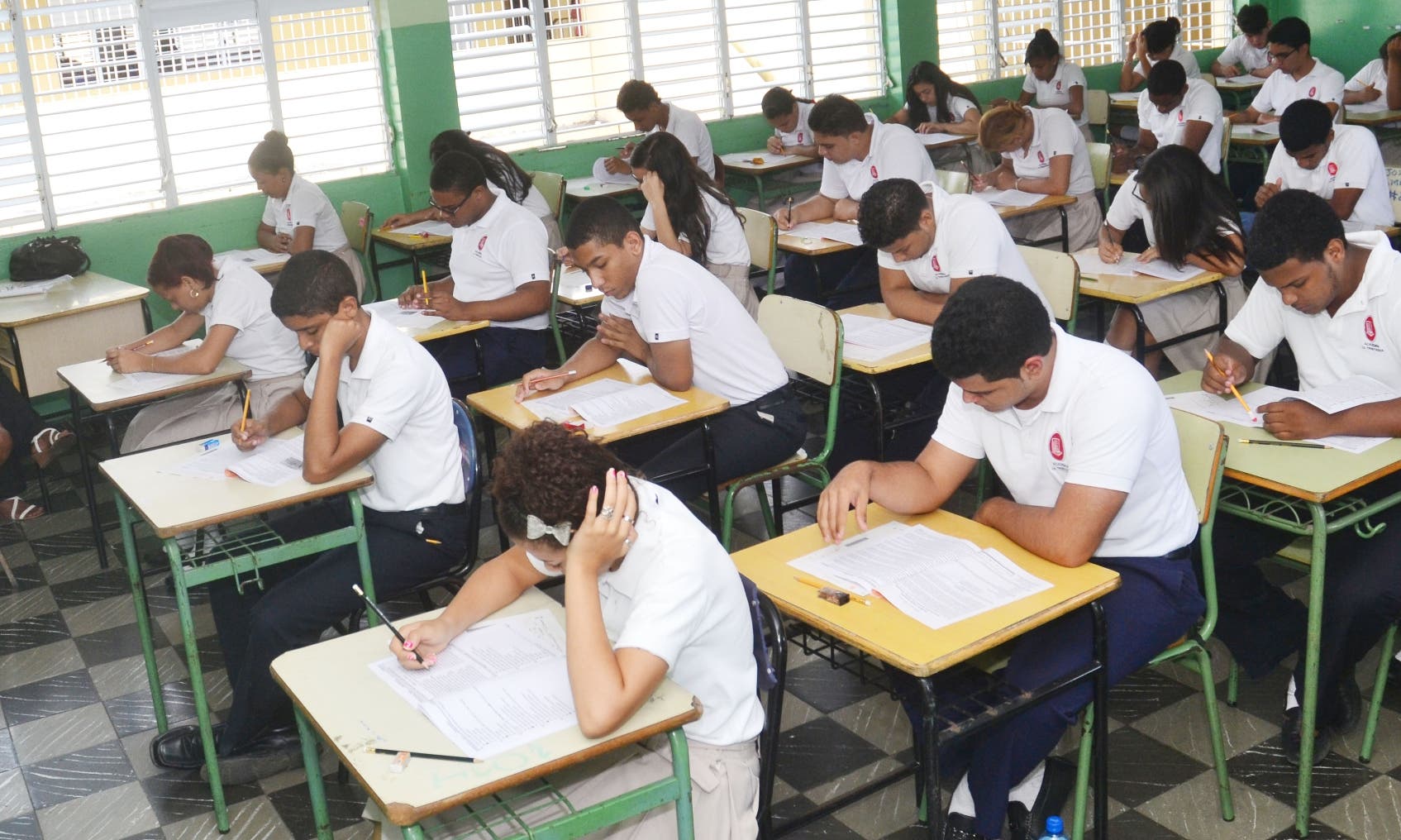 ADP favorece descontinuar Pruebas Nacionales