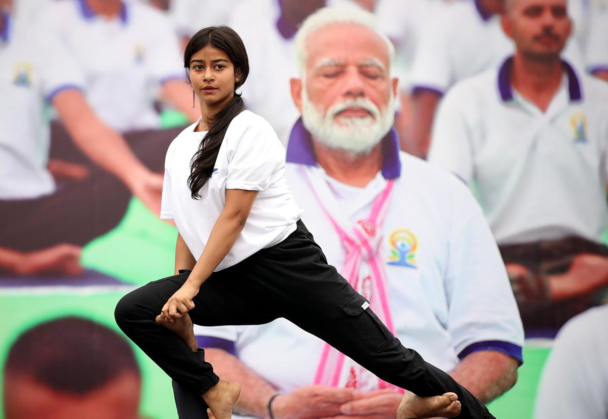 El yoga se eleva a cuestión de Estado en la India en su décimo Día Internacional
