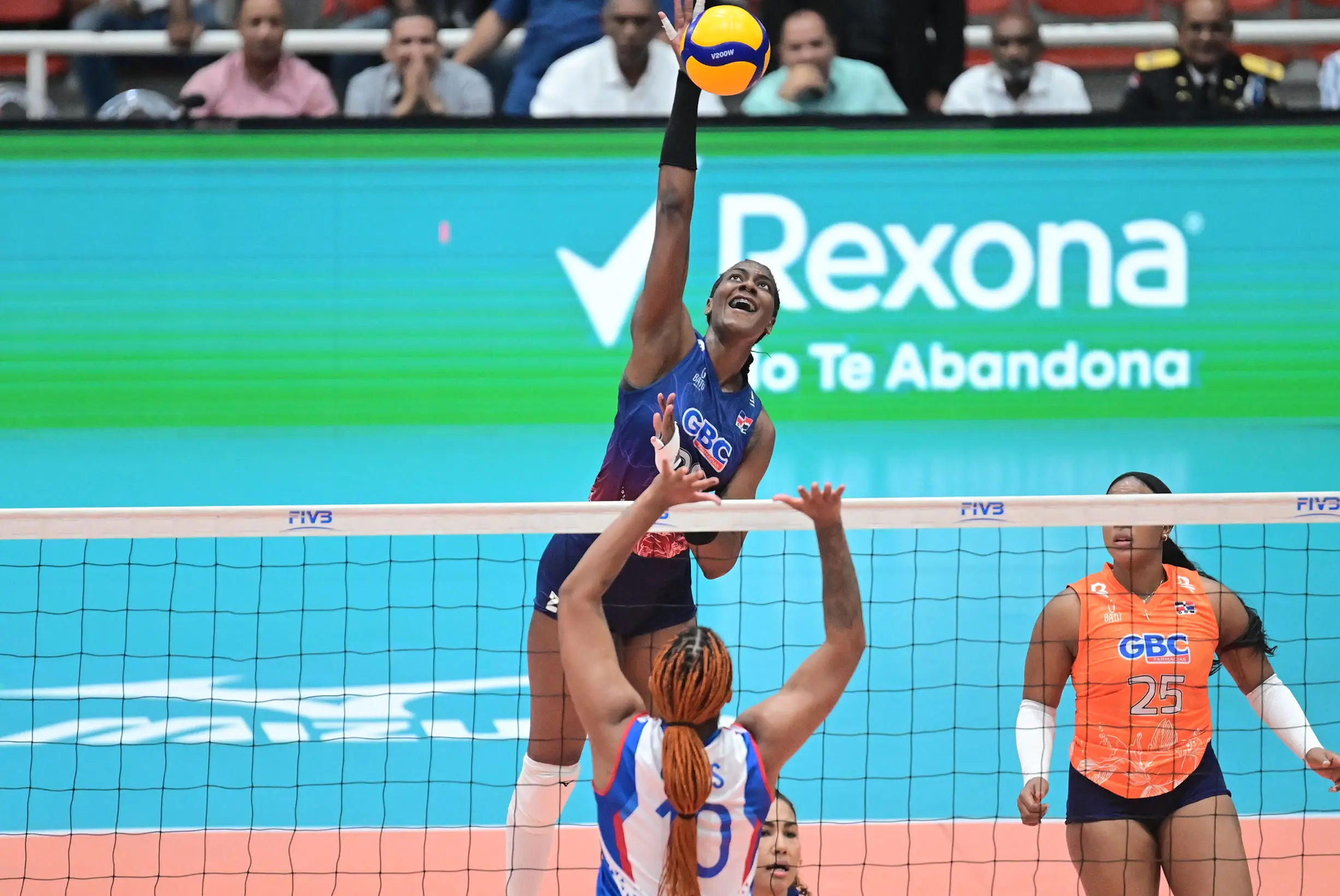 La Reinas del Caribe vencen a Puerto Rico y avanzan invictas a semifinal