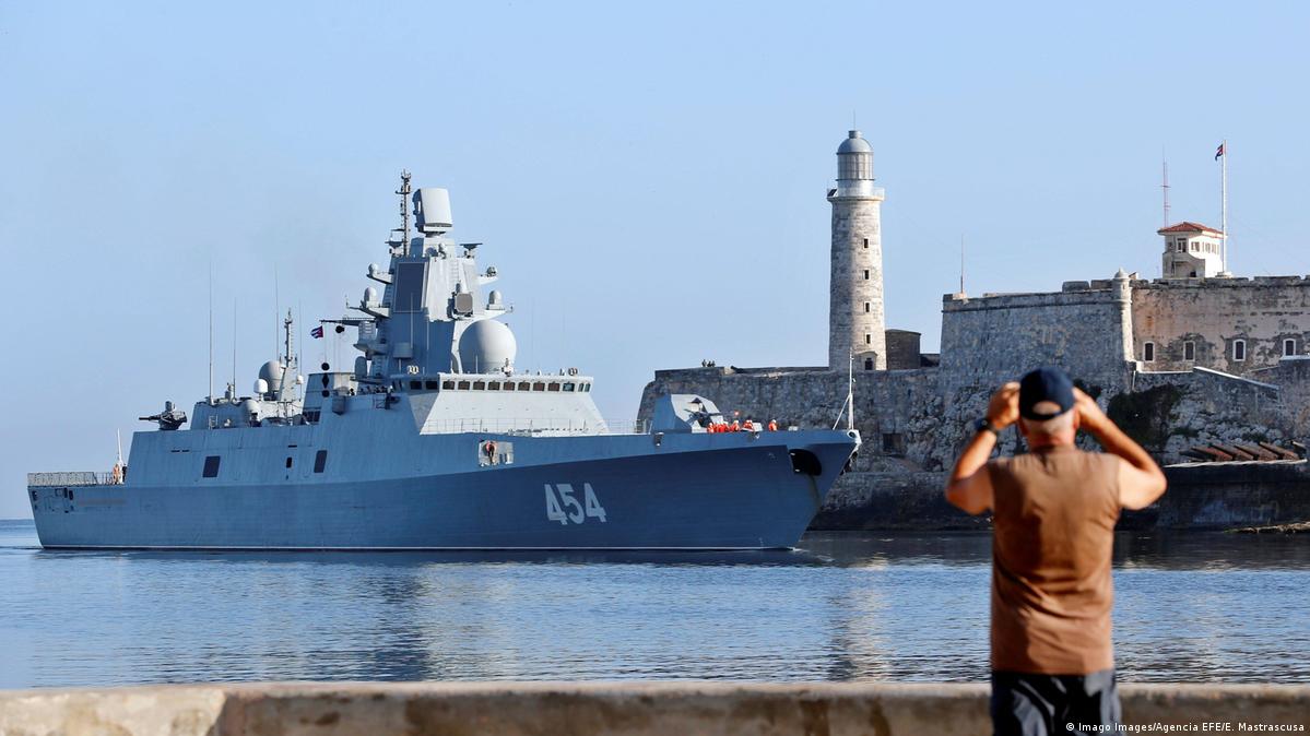 EEUU admite no saber del rumbo de flotilla rusa pero vigila sus movimientos