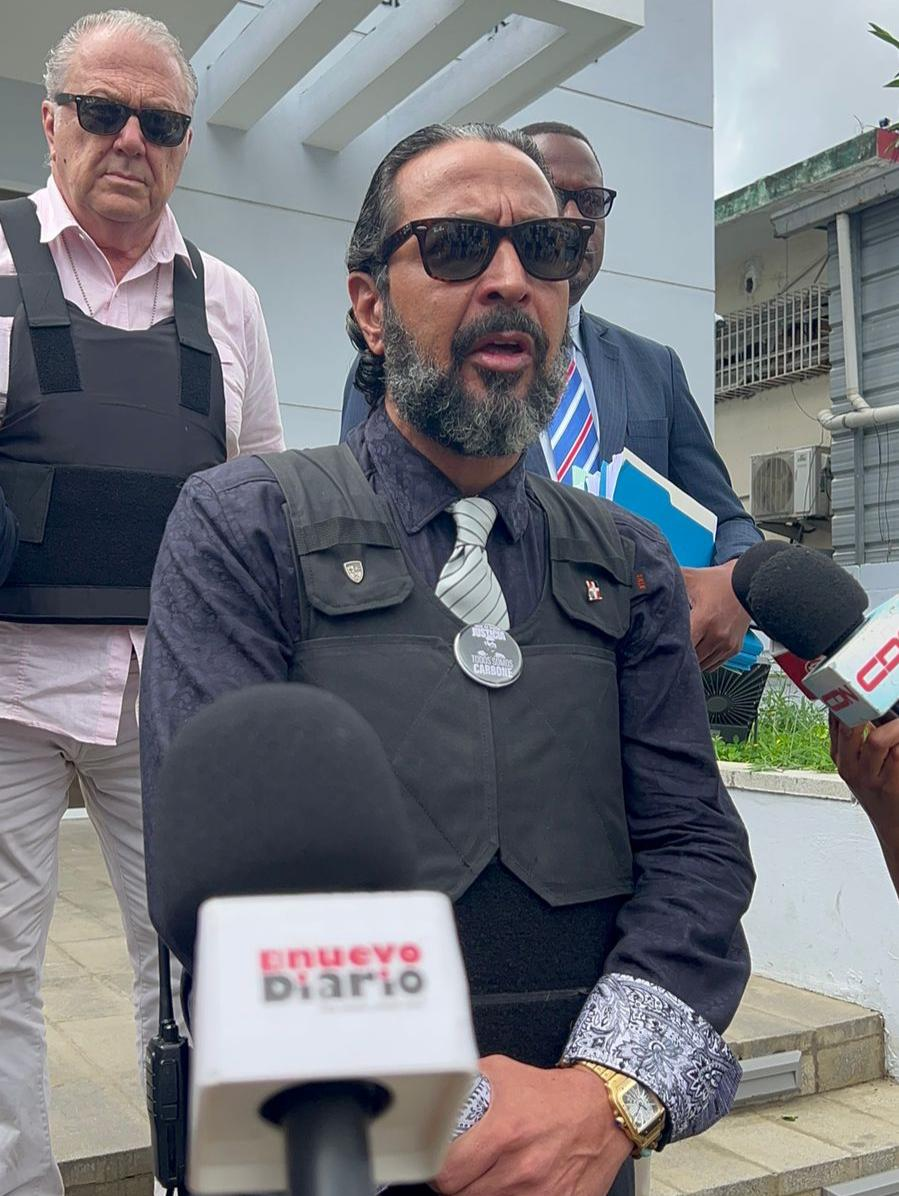 Bomberos el DN devuelven donación realizada por empresario Antonio Carbone