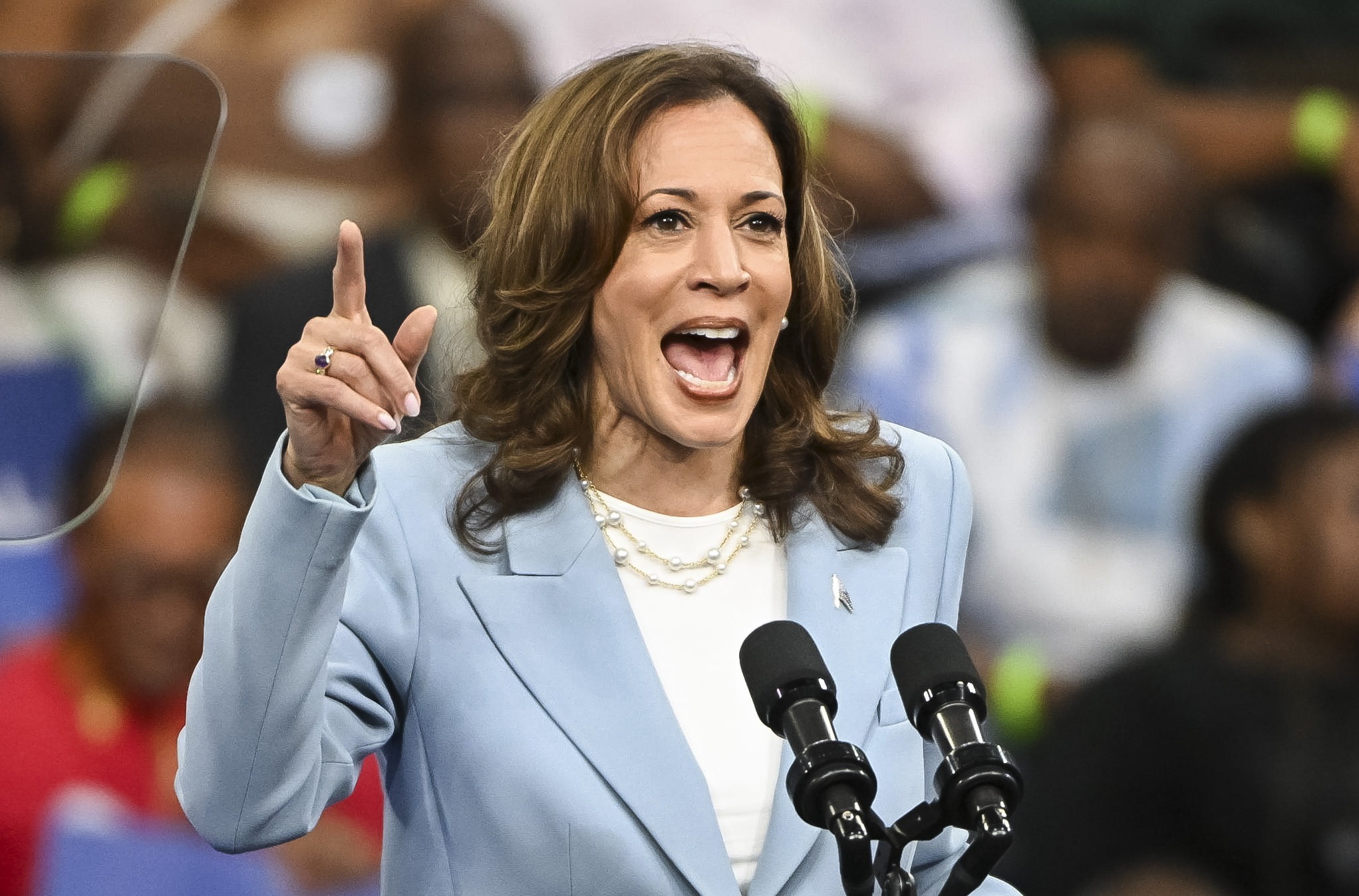 Kamala Harris es ya la candidata presidencial demócrata; se medirá con Donald Trump en las urnas