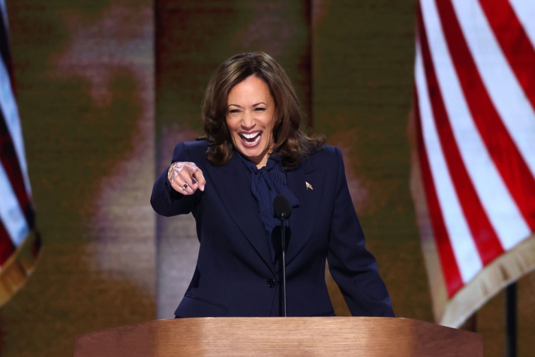 Kamala Harris hace historia al aceptar la nominación del Partido Demócrata a la Casa Blanca