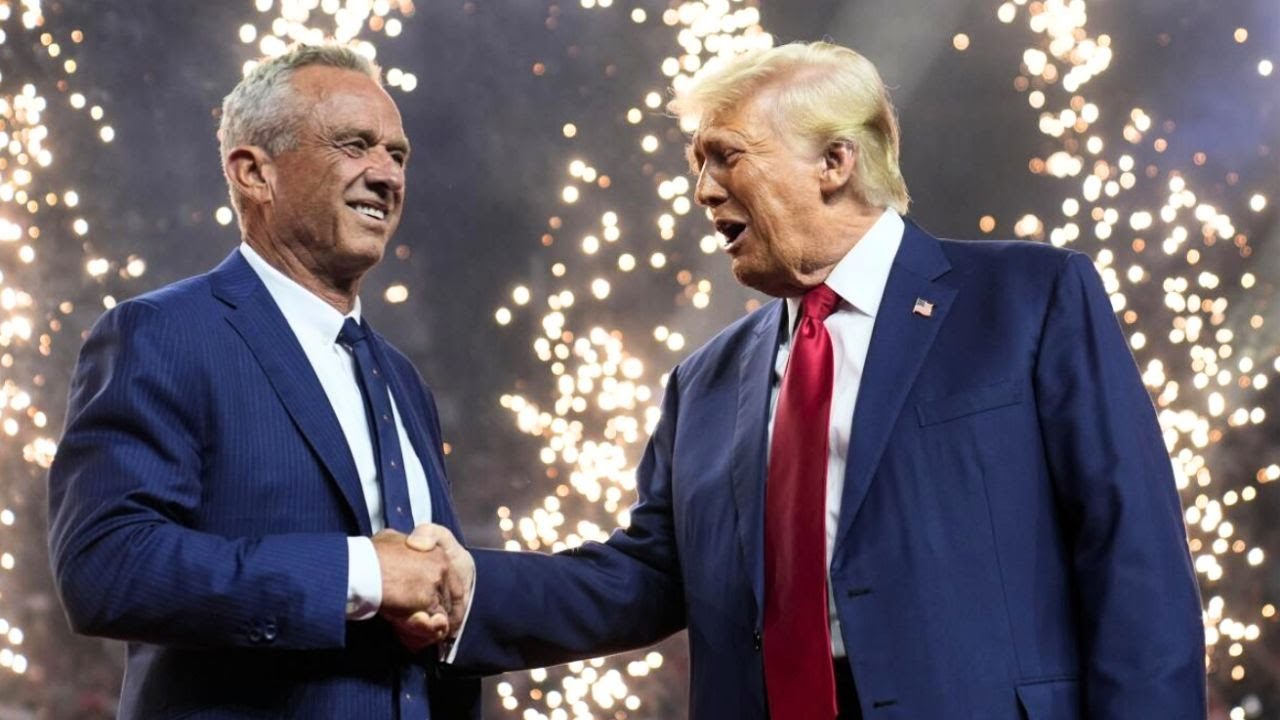 Kennedy Jr. apoya a Trump tras suspender campaña presidencial