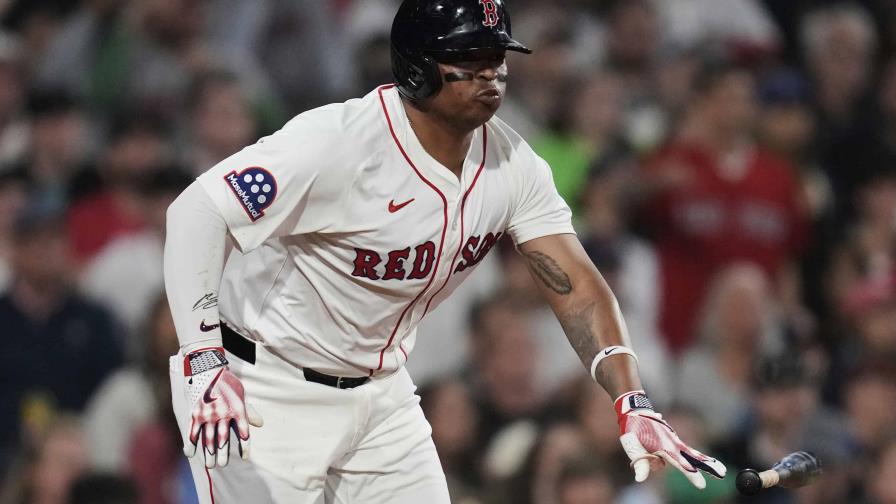 Dueño de Medias Rojas John Henry viaja a Kansas City para reunirse con Rafael Devers