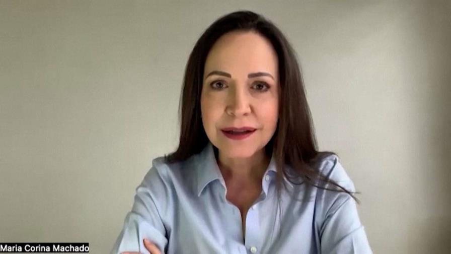 María Corina Machado pide a los venezolanos quedarse en sus casas el día de los comicios