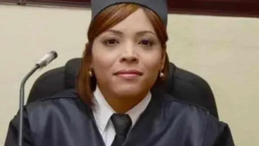 patricia-padilla-487b809a-focus-min0.02-0.13-896-504