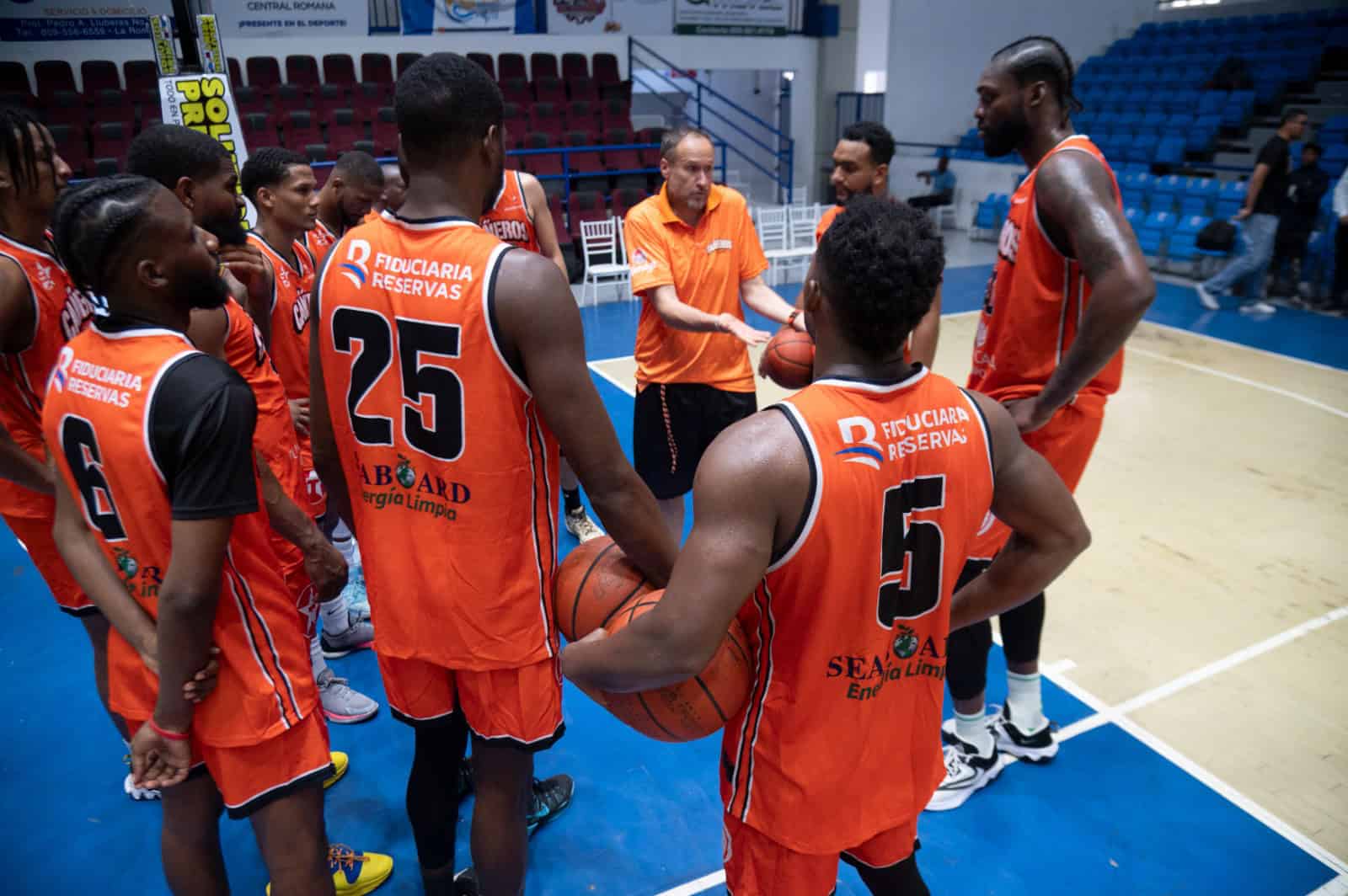 Los Cañeros del Este, listos para ir en busca del cetro de la LNB