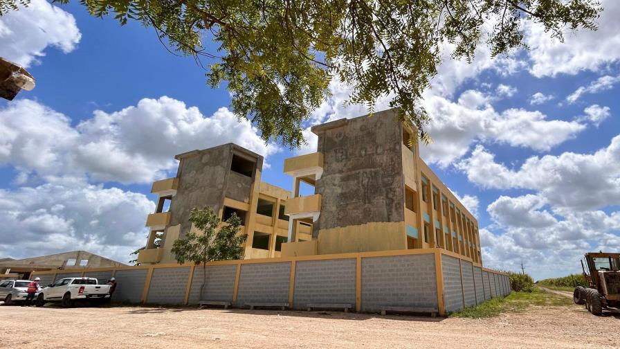 Infraestructura Escolar comienza reconstrucción de 1,100 planteles