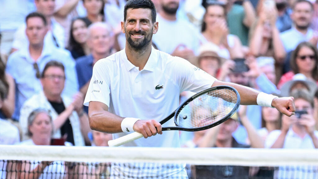 Novak Djokovic y Jannik Sinner avanzan en Wimbledon y se medirán en semifinales