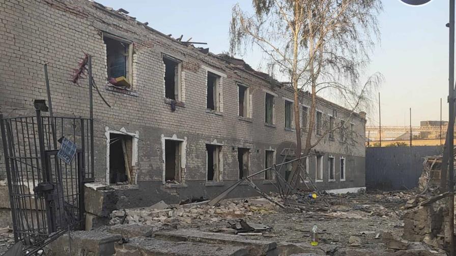 Ataque masivo ruso deja 23 muertos en Kiev y socava los esfuerzos de paz