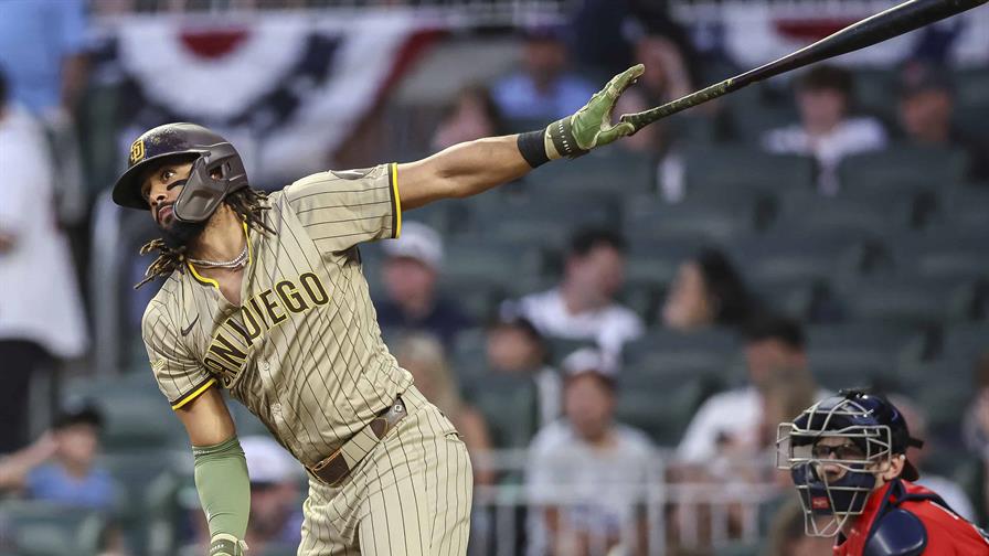Fernando Tatis Jr. sacude un grand slam y los Padres eliminan a los Diamondbacks