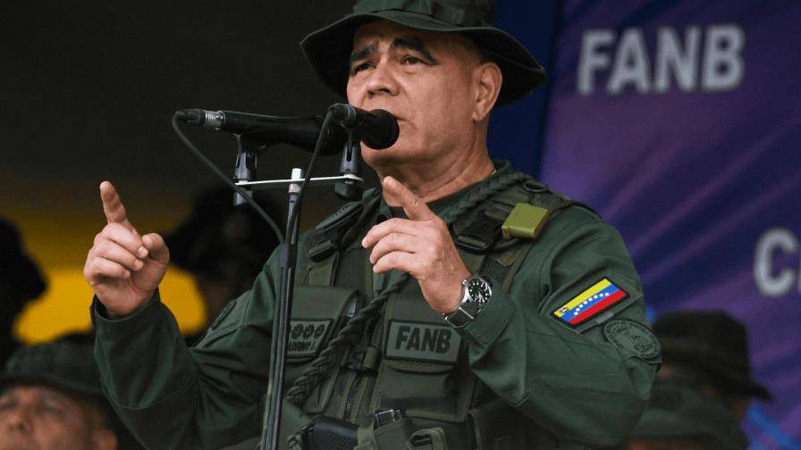 Titular de Defensa anuncia que Venezuela reforzará presencia militar en estados caribeños