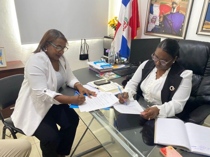 acuerdo-de-Educacion-y-Salud-en-Dajabon