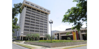 Banco Central afirma sector turismo es determinante para la sostenibilidad financiera del país